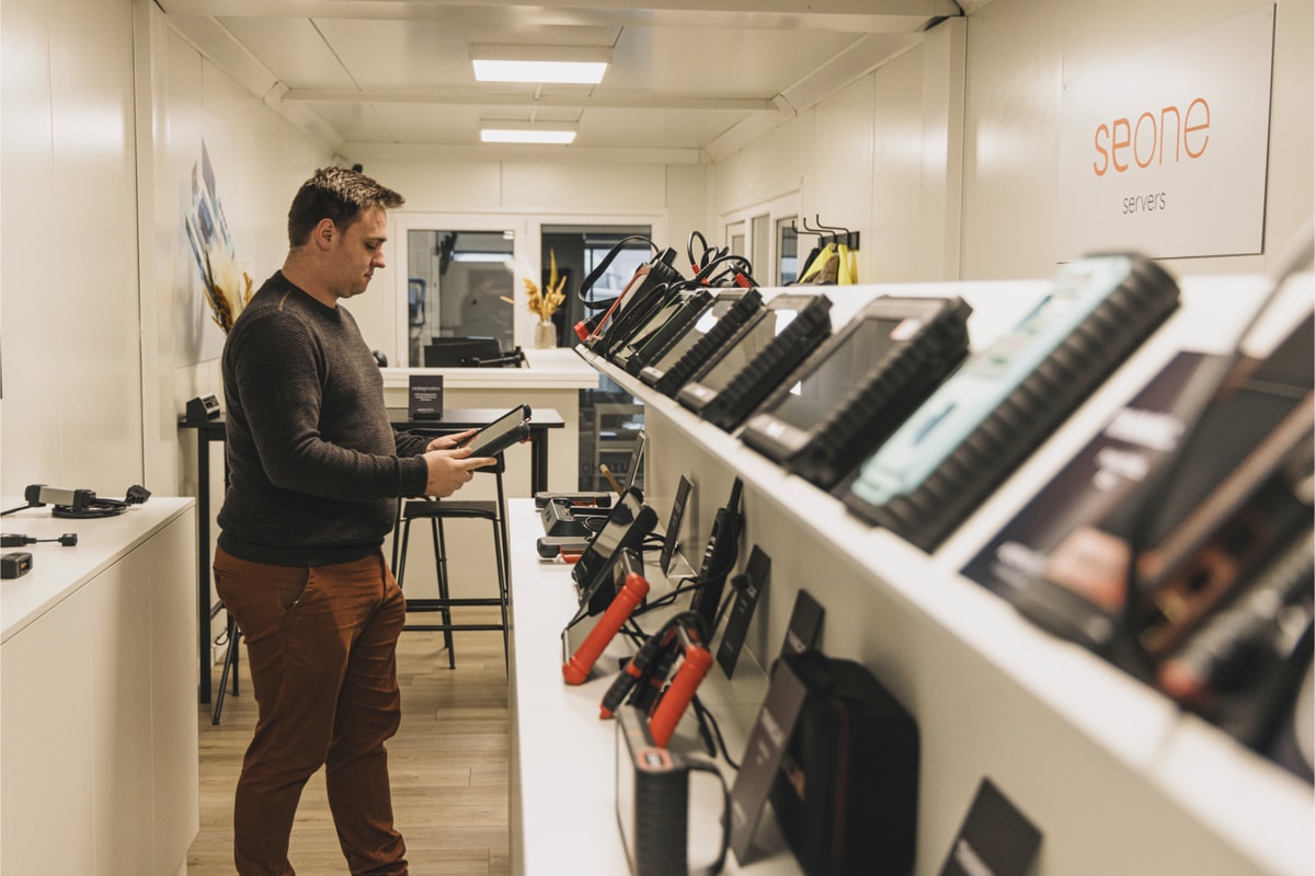 Salle d'exposition Automotics